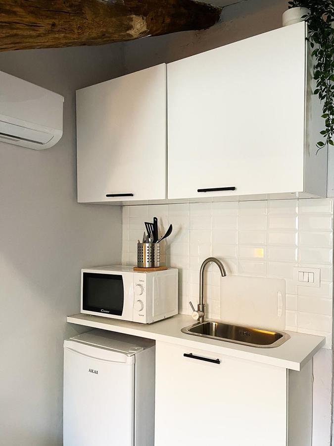 Italian Maison - Studio In The Heart Of Turin Bagian luar foto